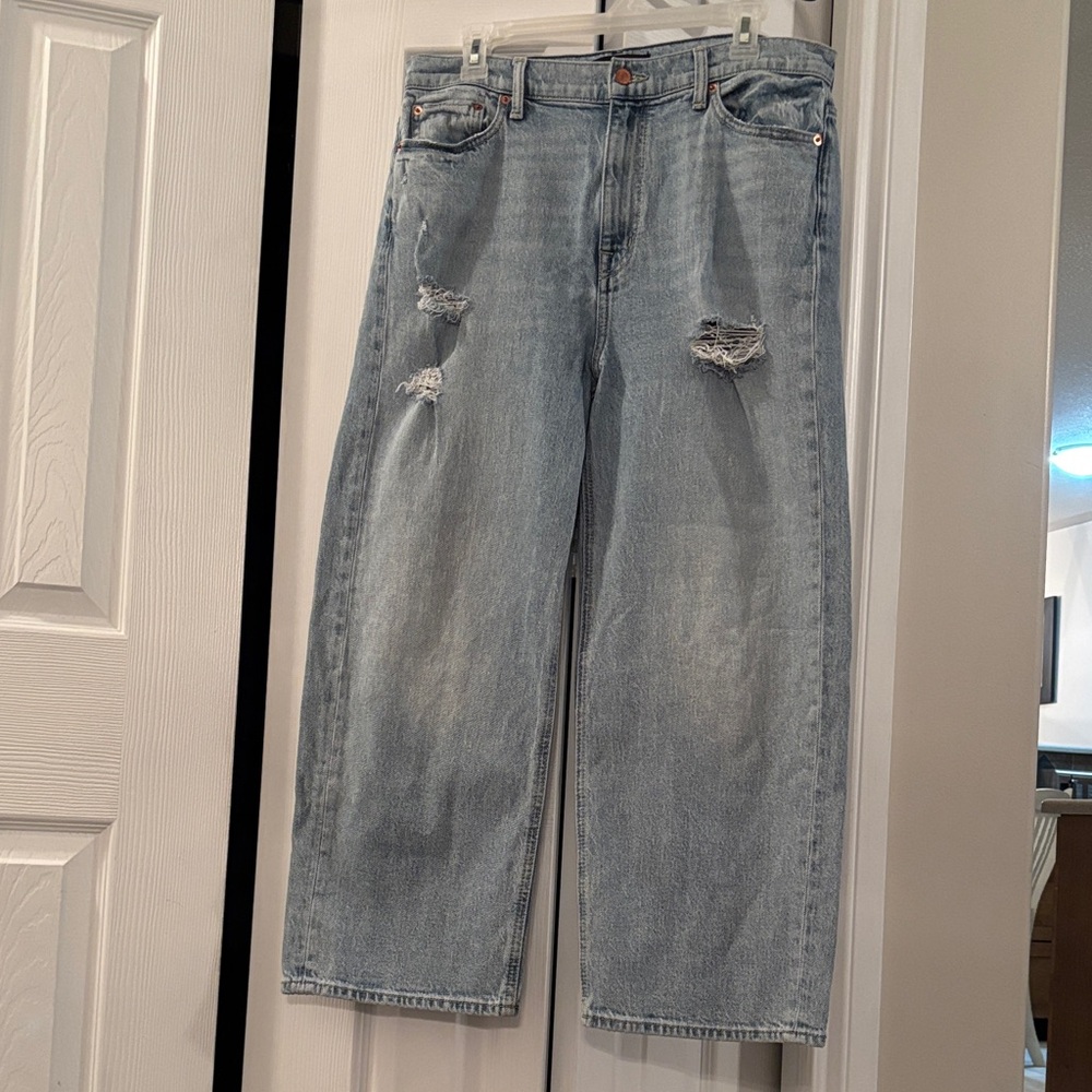 Women’s Modern American Savannah Wide leg Jean. ankle length size 30